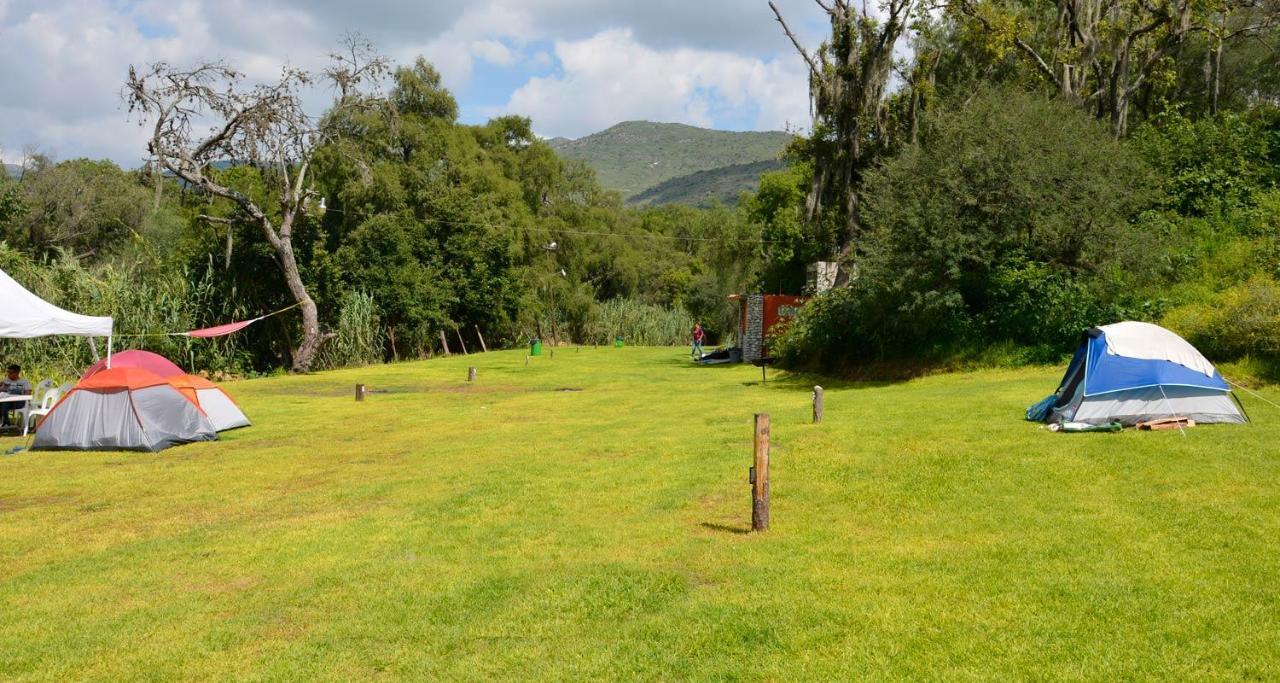ビージャ・デ・レイバ Hospedaje Y Zona De Camping Pistachoゲストハウス エクステリア 写真