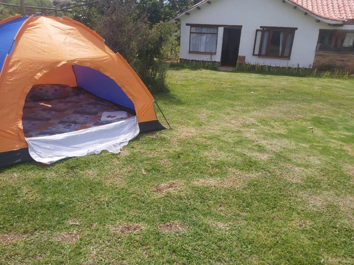 ビージャ・デ・レイバ Hospedaje Y Zona De Camping Pistachoゲストハウス エクステリア 写真